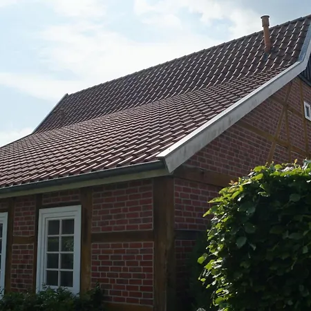 Charmantes Fachwerkhaus Im Gruenen بيت للعطل